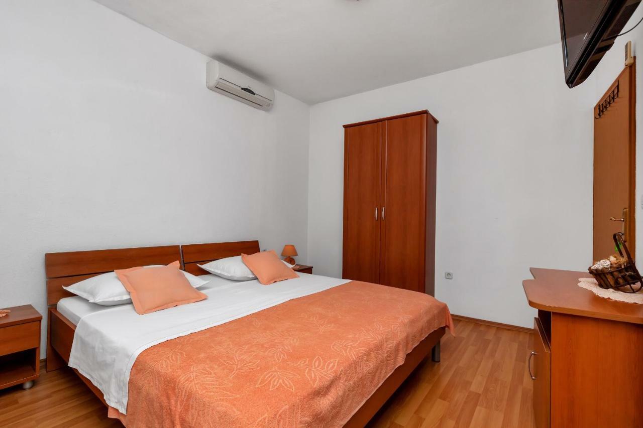 Dado A6 Apartments Igrane Exterior foto